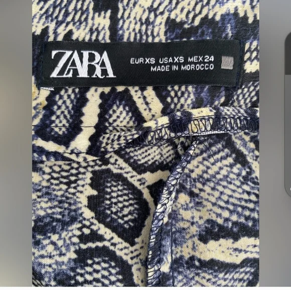 NEW ZARA SNAKE PRINT PLEATED MAXI SKIRT- SIZE XS - Picture 3 of 3